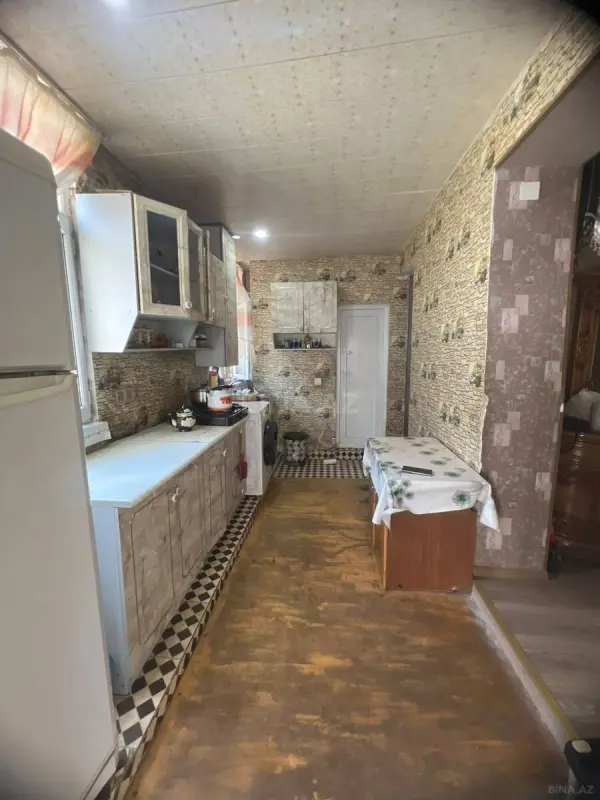 Satılır 3 otaqlı mənzil 42 m²
