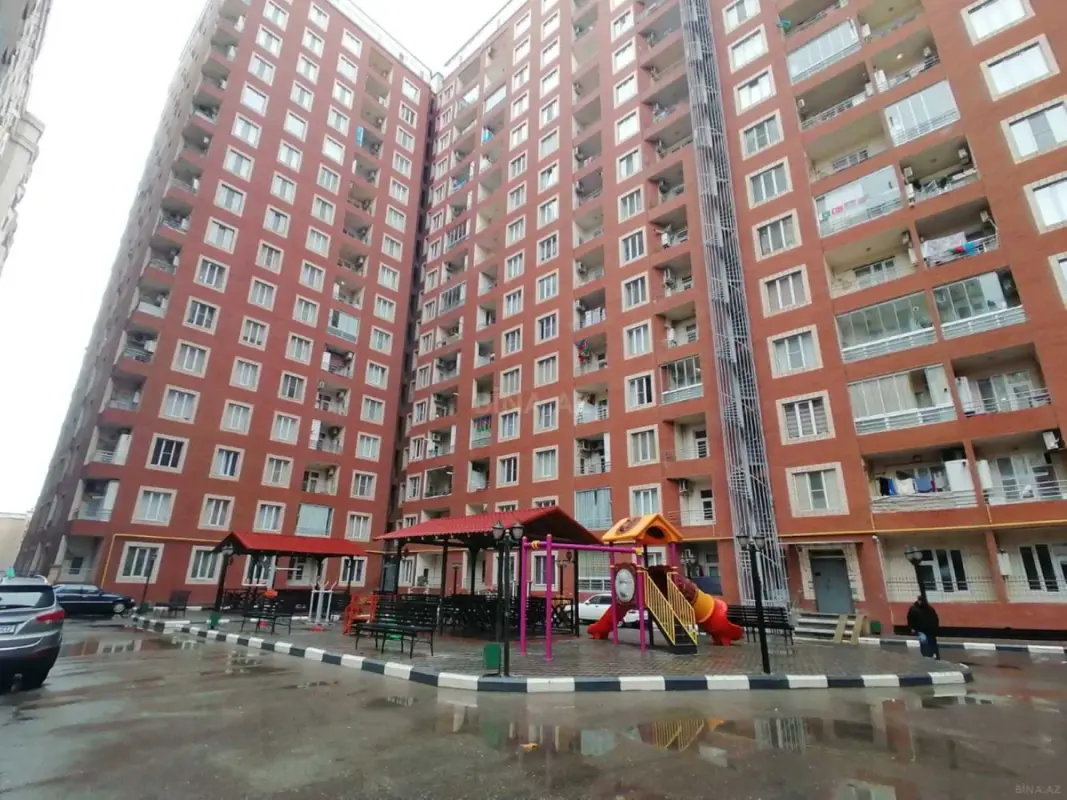Satılır 3 otaqlı mənzil 116 m²