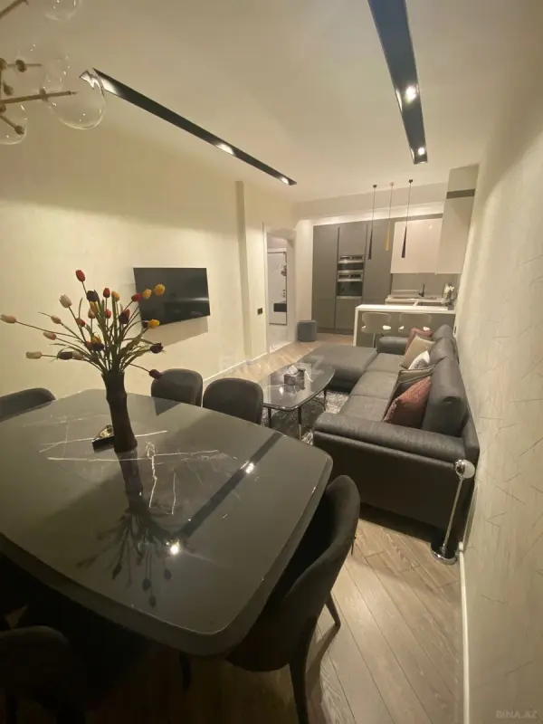 Kirayə verilir 3 otaqlı mənzil 120 m²
