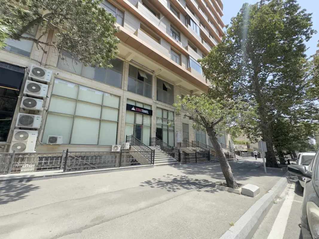 Satılır obyekt 110 m²