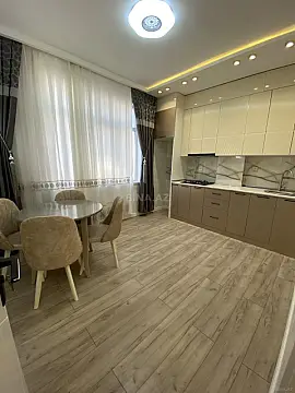 Satılır 2 otaqlı mənzil 75 m² — Bakı, Həzi Aslanov qəs. 2 otaq 75.00 m²