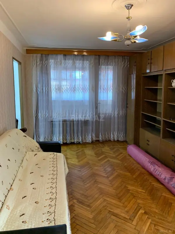 Kirayə verilir 2 otaqlı mənzil 50 m²