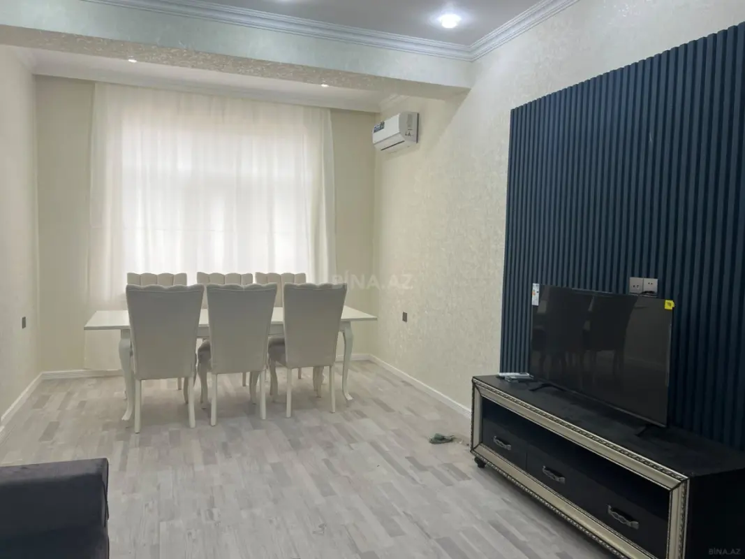Satılır 2 otaqlı mənzil 72 m²