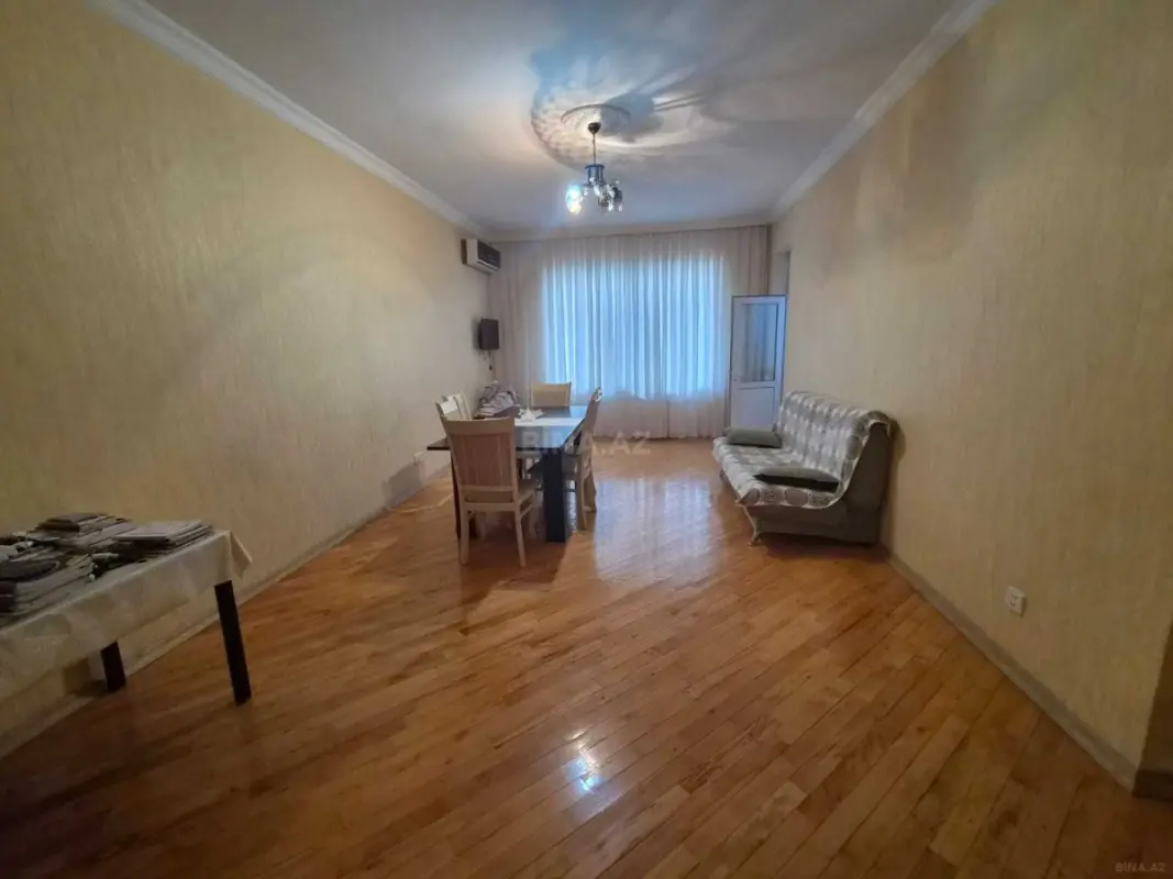 Satılır 3 otaqlı mənzil 88 m²