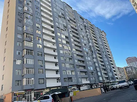 Satılır 4 otaqlı mənzil 140 m² — Bakı, Memar Əcəmi yanı 4 otaq 140.00 m²