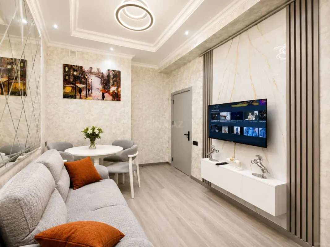 Satılır 2 otaqlı mənzil 44 m²