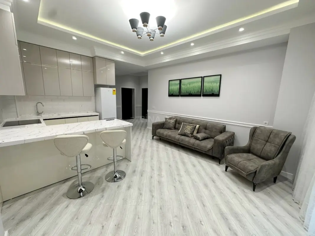 Kirayə verilir 3 otaqlı mənzil 100 m²