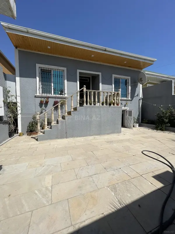 Satılır 4 otaqlı həyət evi 120 m²