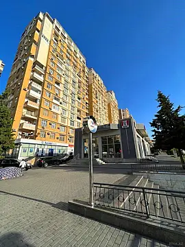 Satılır 3 otaqlı mənzil 148 m² — Bakı, Həzi Aslanov qəs. 3 otaq 148.00 m²