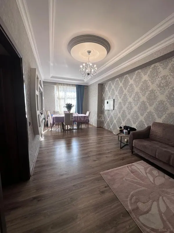Satılır 2 otaqlı mənzil 86 m²
