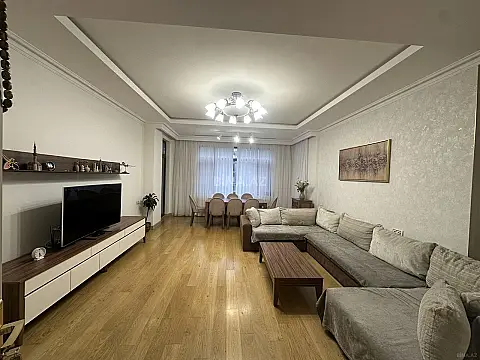 Satılır 3 otaqlı mənzil 130 m² — Bakı, Nəsimi 3 otaq 130.00 m²