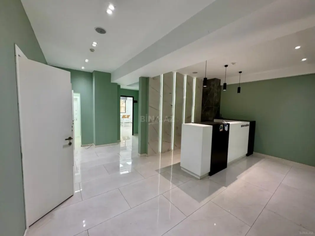 Satılır obyekt 340 m²