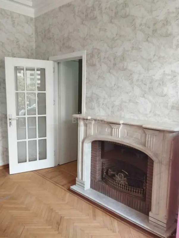 Satılır 2 otaqlı mənzil 52 m²