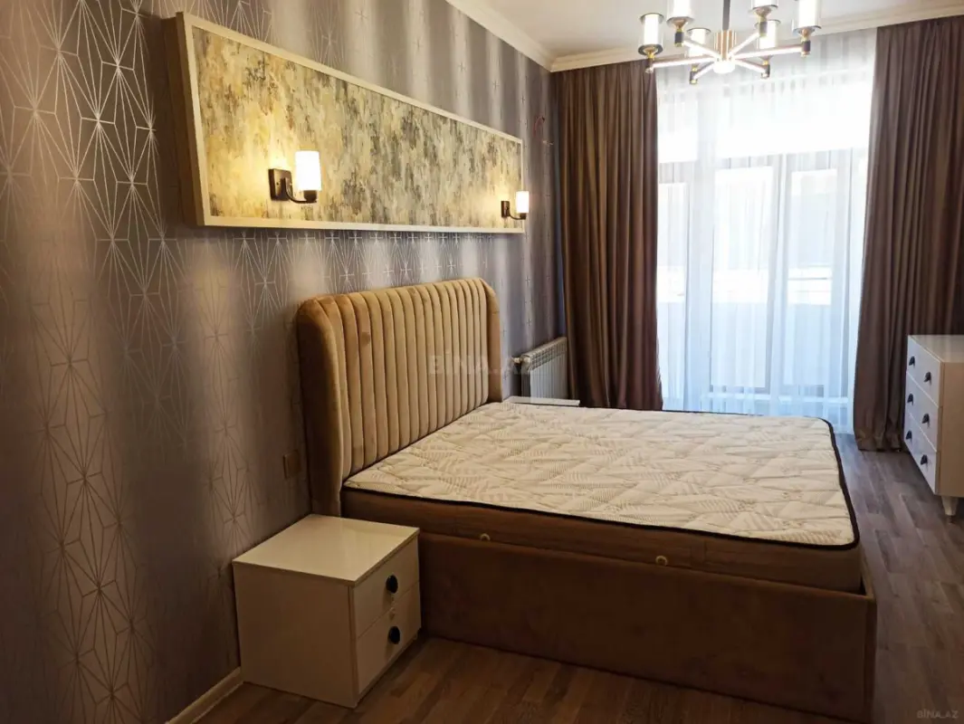 Kirayə verilir 3 otaqlı mənzil 102 m²