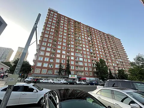 Satılır 2 otaqlı mənzil 97 m² — Bakı, Memar Əcəmi yanı 2 otaq 97.00 m²
