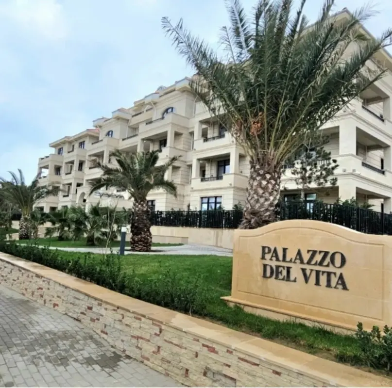 Satılır 2 otaqlı mənzil 111.2 m²