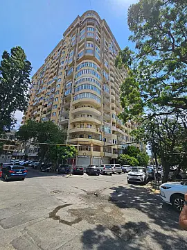 Satılır 3 otaqlı mənzil 110 m² — Bakı, Nizami 3 otaq 110.00 m²