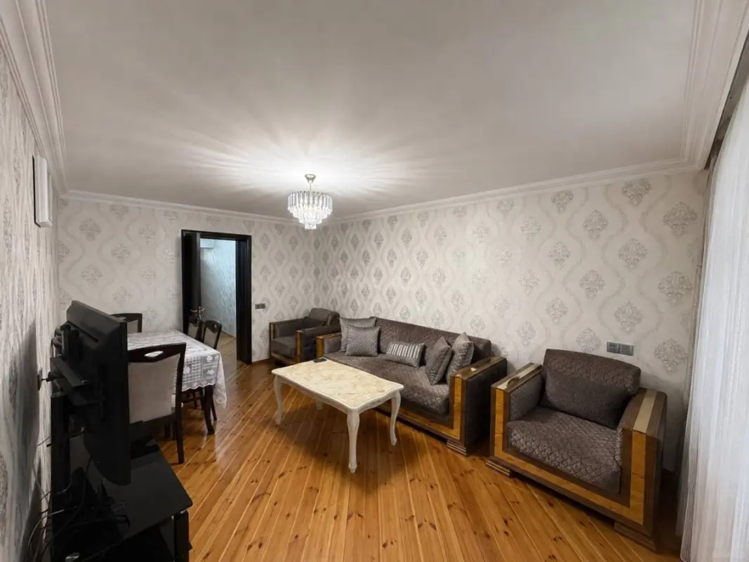 Satılır 3 otaqlı mənzil 75 m²