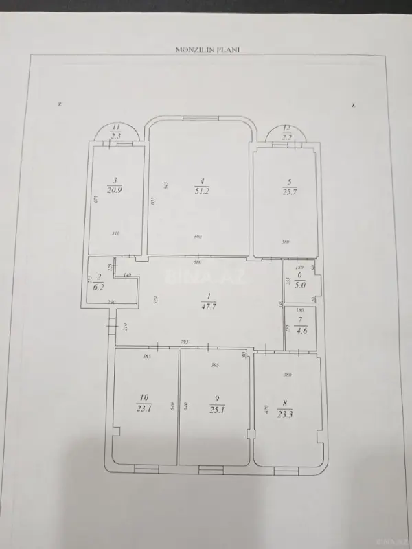 Satılır 5 otaqlı mənzil 260 m²