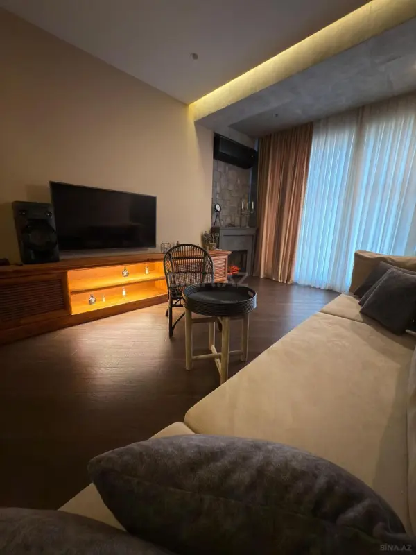 Satılır 2 otaqlı mənzil 70 m²