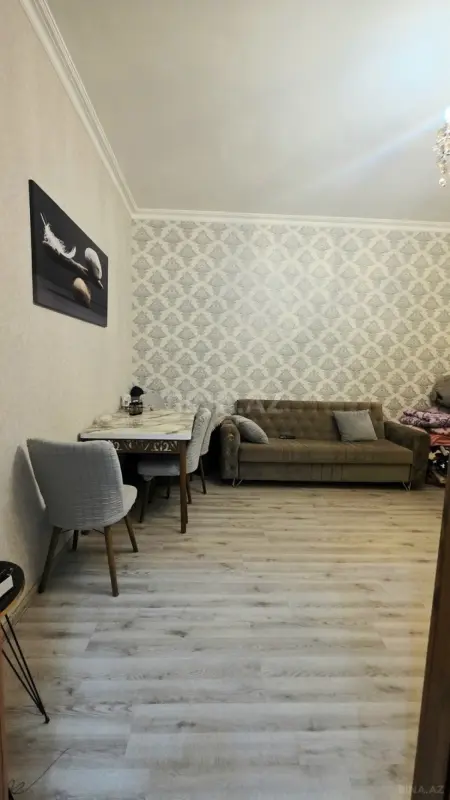 Satılır 2 otaqlı mənzil 60 m²