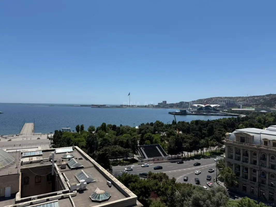 Kirayə verilir 3 otaqlı mənzil 120 m²