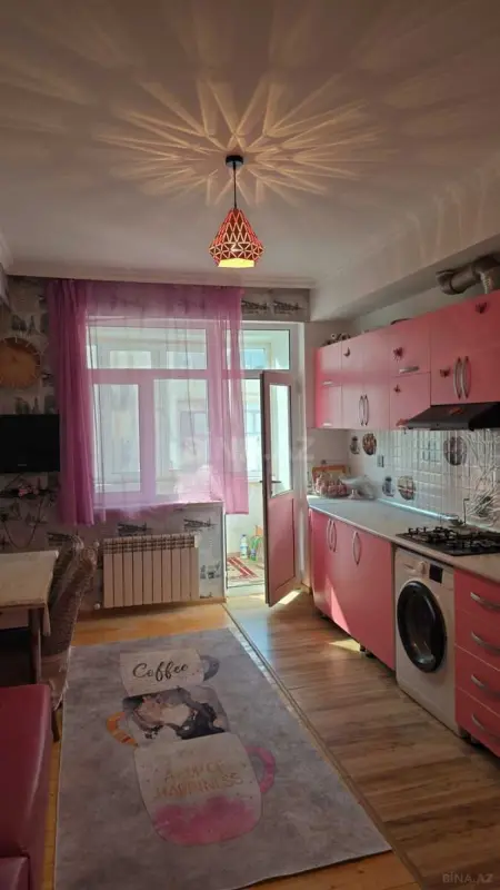 Satılır 2 otaqlı mənzil 84 m²