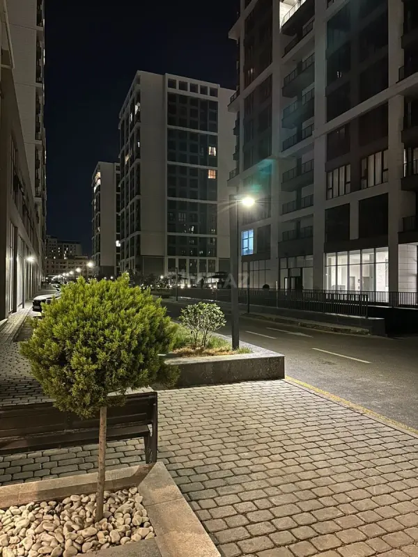 Satılır 2 otaqlı mənzil 108.2 m²