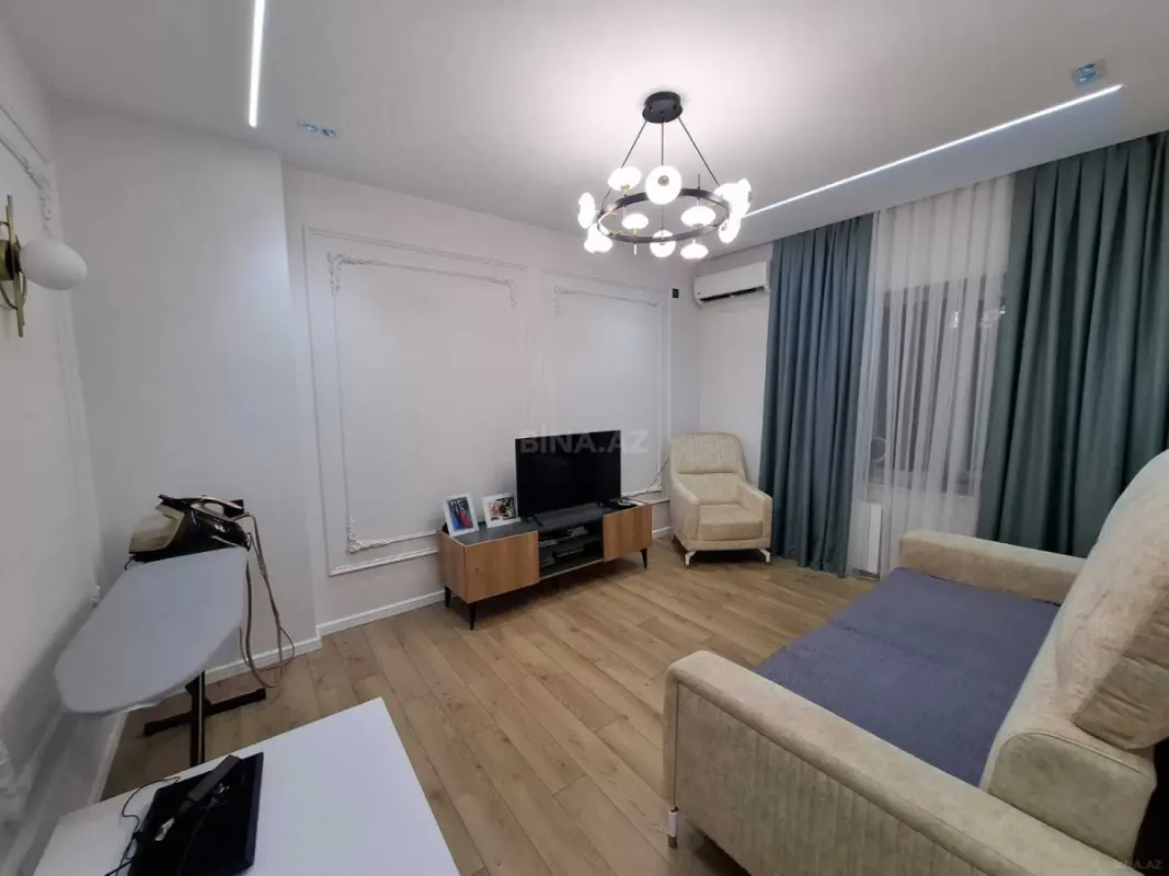 Satılır 4 otaqlı mənzil 105 m²