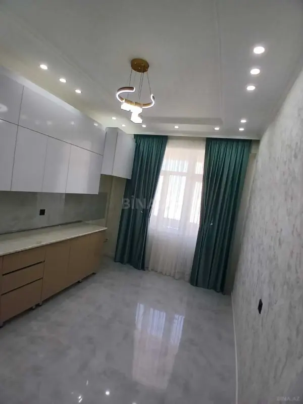 Satılır 3 otaqlı mənzil 102 m²