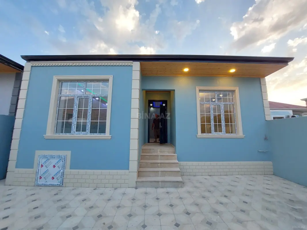 Satılır 3 otaqlı həyət evi 100 m²