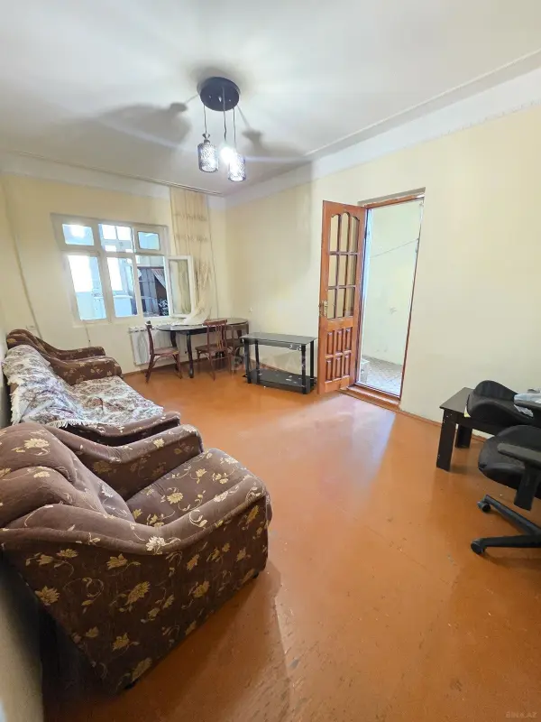 Satılır 2 otaqlı mənzil 80 m²