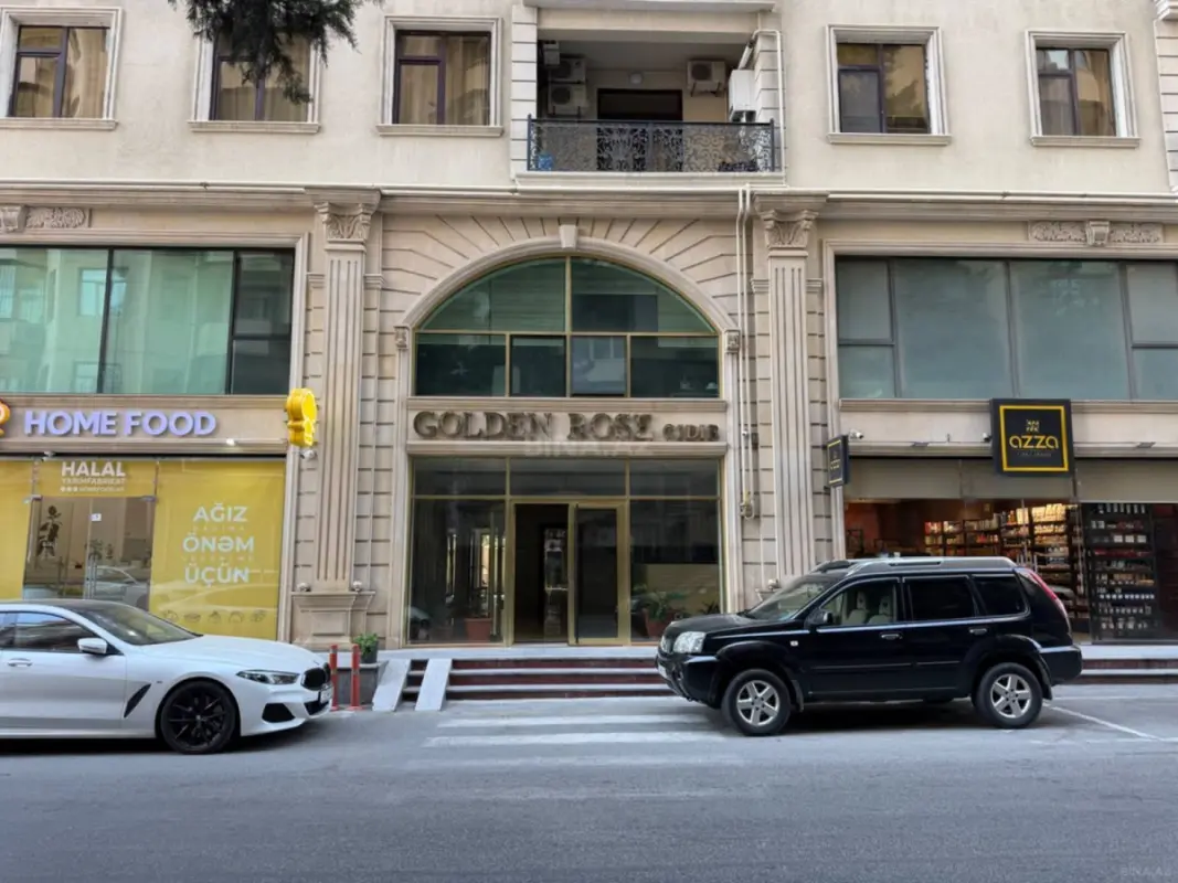 Satılır 3 otaqlı mənzil 120 m²