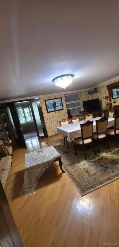 Satılır 3 otaqlı mənzil 120 m²