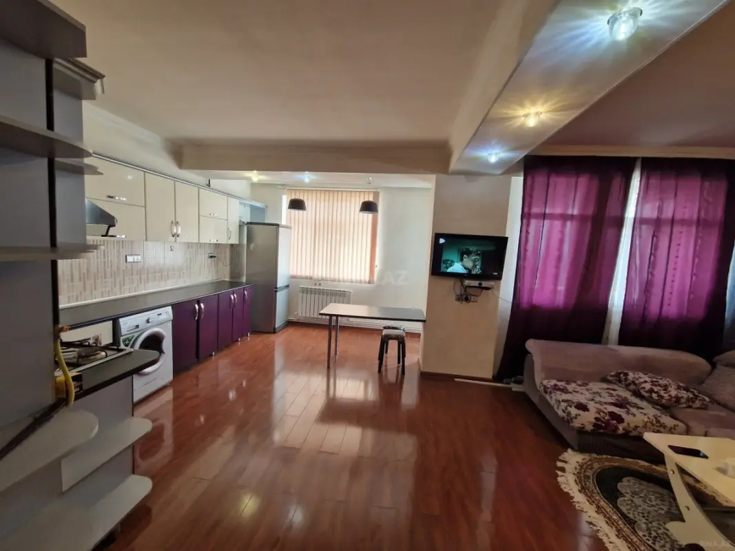 Satılır 2 otaqlı mənzil 70 m²