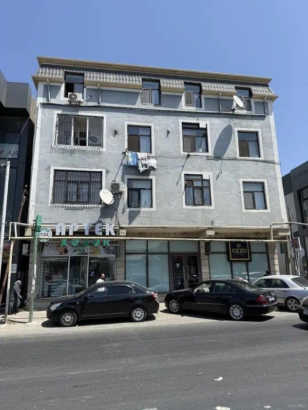 Satılır 2 otaqlı mənzil 44 m²