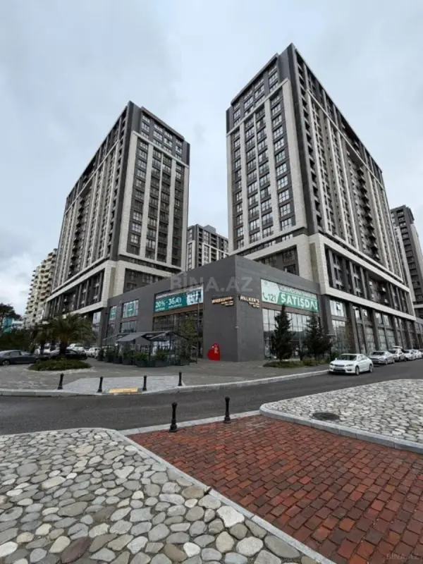 Satılır obyekt 301 m²