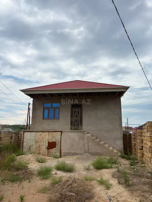 Satılır 6 otaqlı həyət evi 160 m²