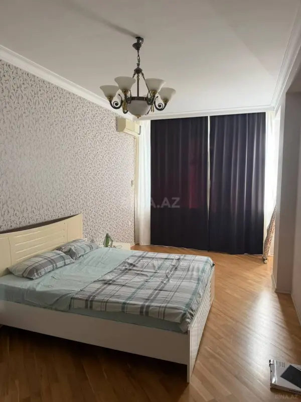 Kirayə verilir 3 otaqlı mənzil 105 m²