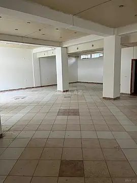 Kirayə verilir obyekt 250 m² — Bakı 250.00 m²