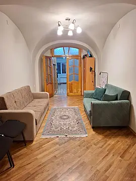 Kirayə verilir 3 otaqlı ofis 65 m² — Bakı 3 otaq 65.00 m²