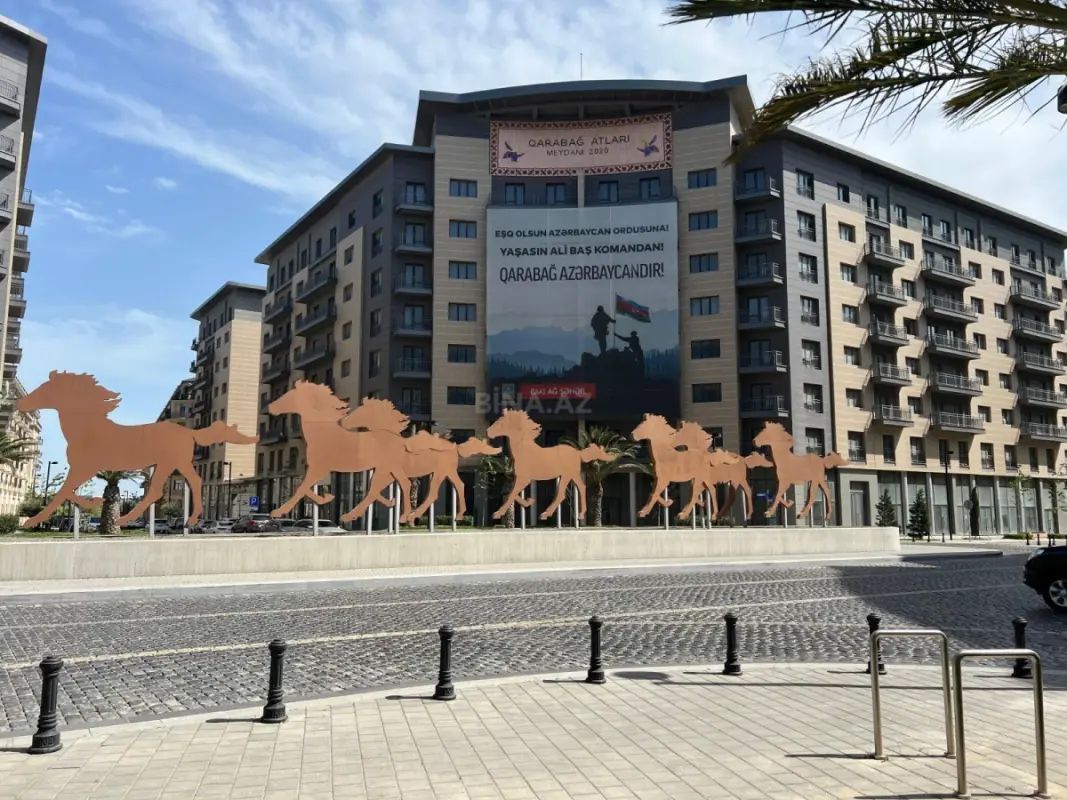Kirayə verilir 2 otaqlı mənzil 72 m²