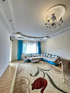 Kirayə verilir 3 otaqlı mənzil 150 m² — Bakı 3 otaq 150.00 m²