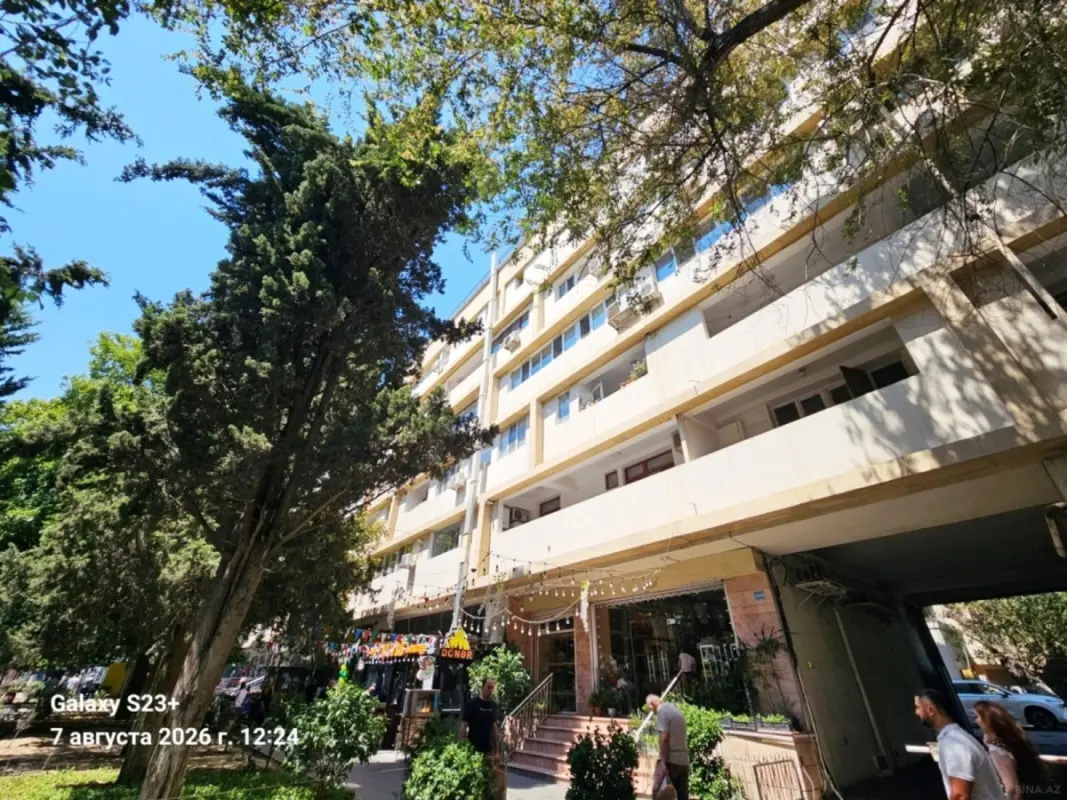 Satılır 2 otaqlı mənzil 65 m²