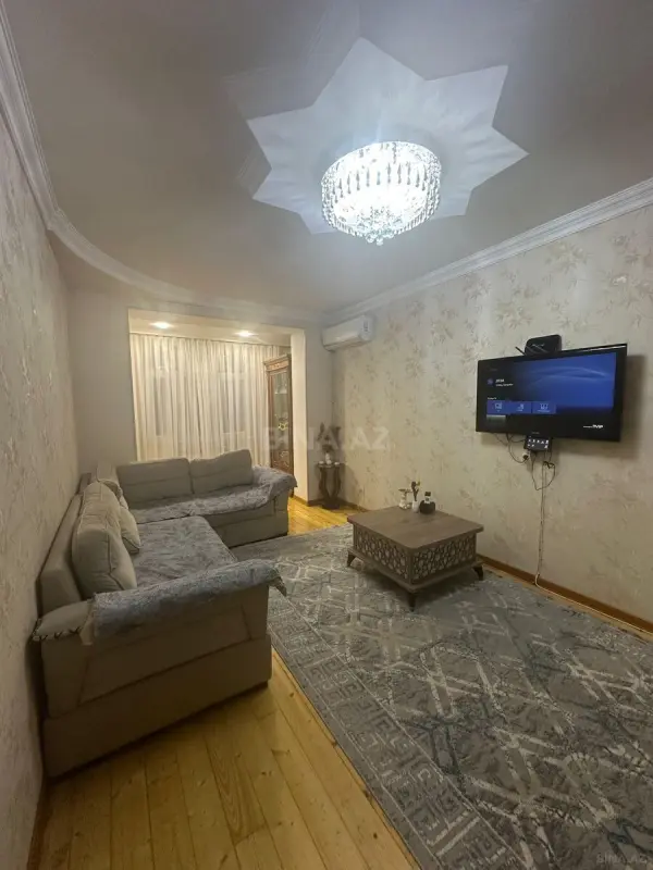 Satılır 4 otaqlı mənzil 100 m²