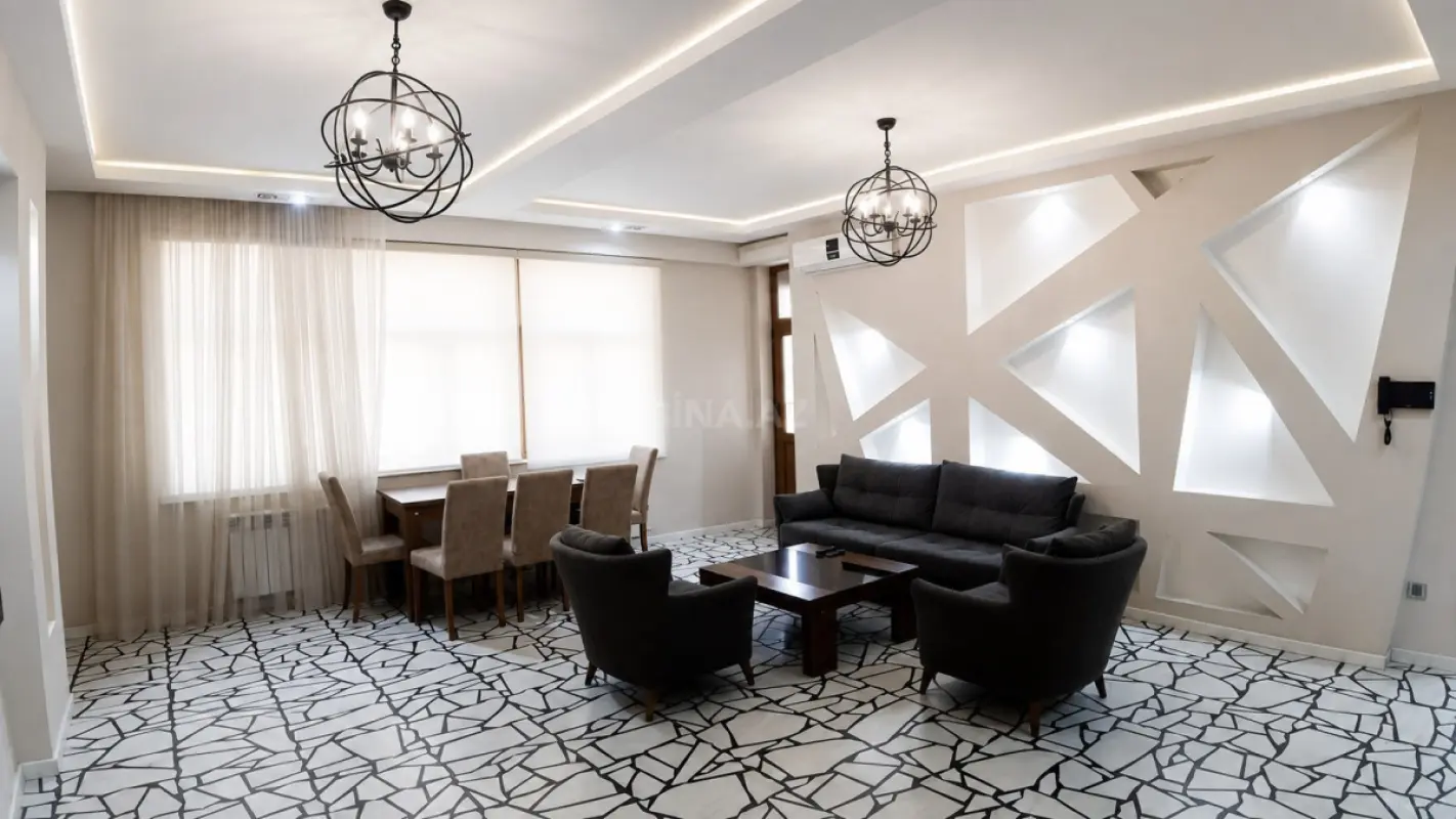 Kirayə verilir 3 otaqlı mənzil 108 m²