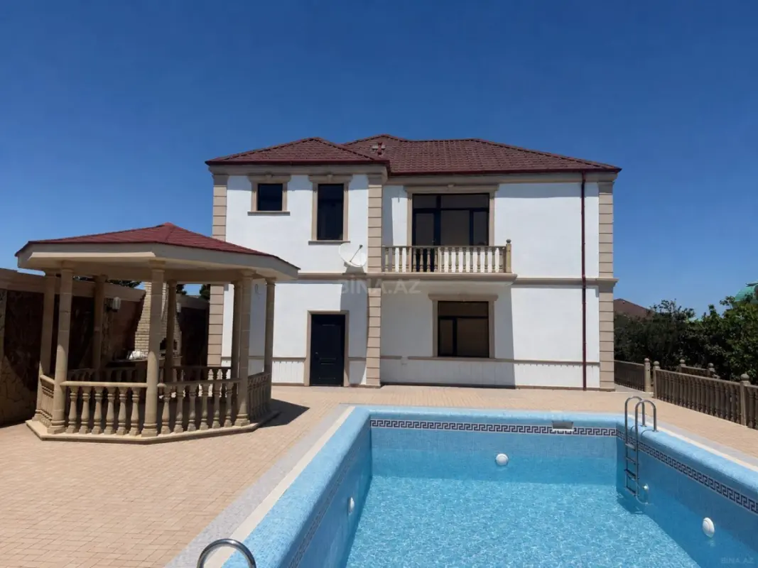 Satılır 7 otaqlı həyət evi 430 m²