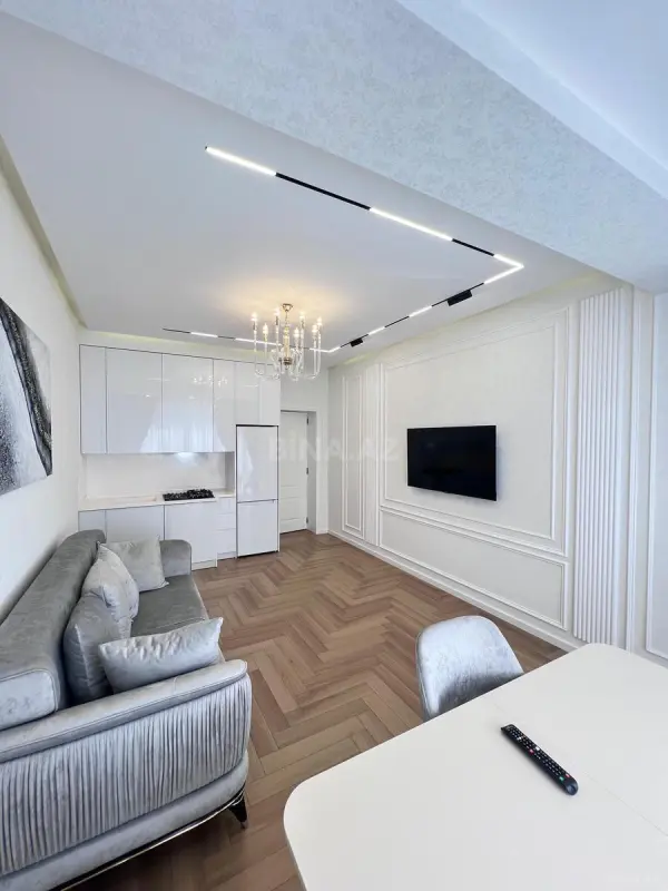 Satılır 2 otaqlı mənzil 59 m²