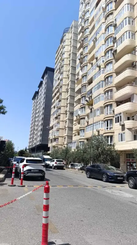 Satılır 2 otaqlı mənzil 100 m²