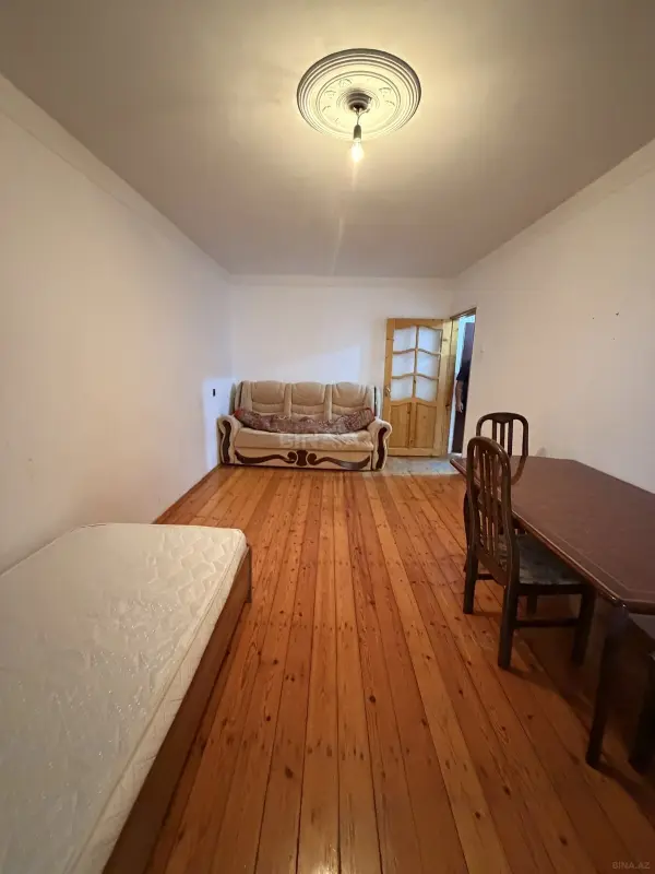 Satılır 2 otaqlı mənzil 45 m²